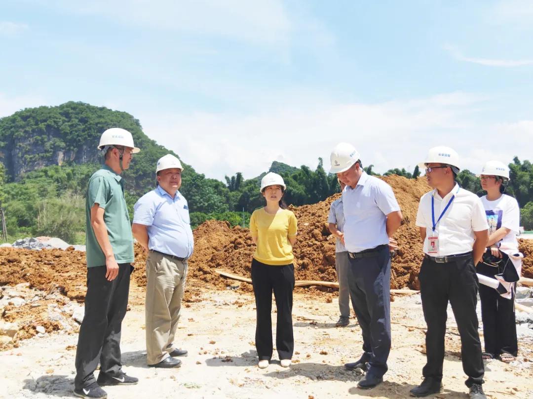 平塘县初中领导团队，引领未来教育的新力量崛起